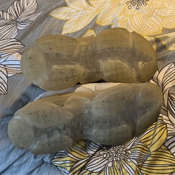 Balenciaga Triple S Clear Sole Chunky Sneakers - Picture 10 of 16